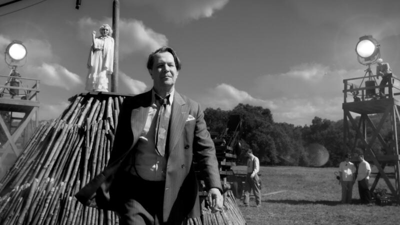 Gary Oldman in Mank