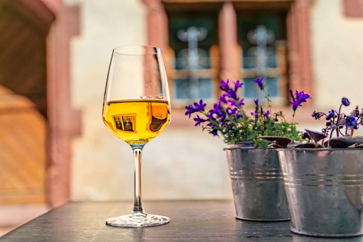Don’t forget the fizz: the wines to buy on your French holiday this summer