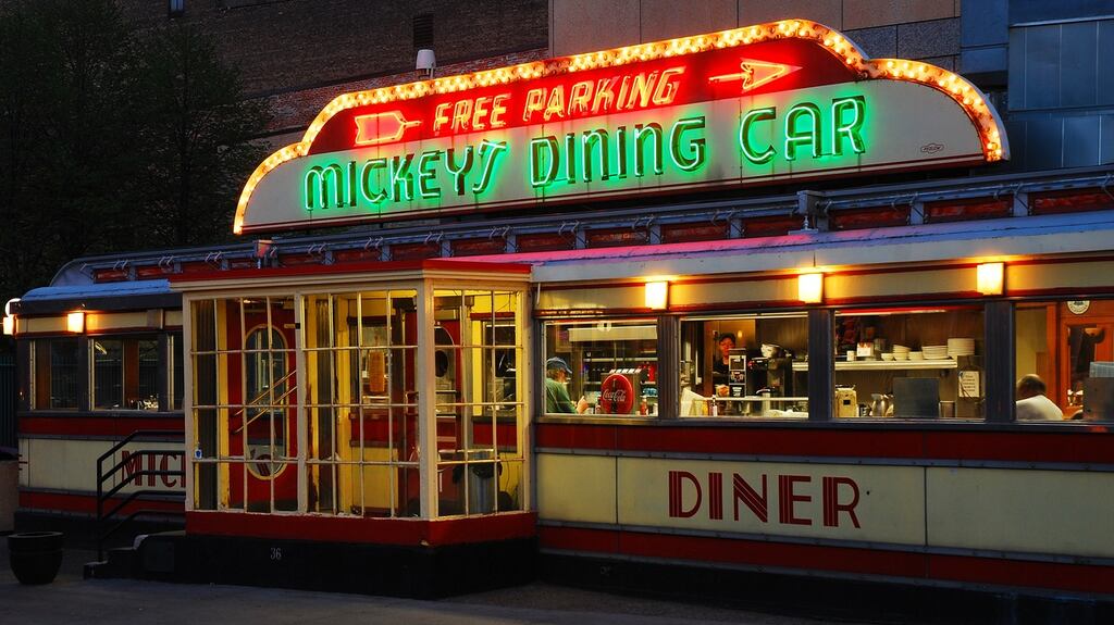 It’s Independence Day and how better to celebrate than with a classic US diner menu of pancakes, ribs and burgers