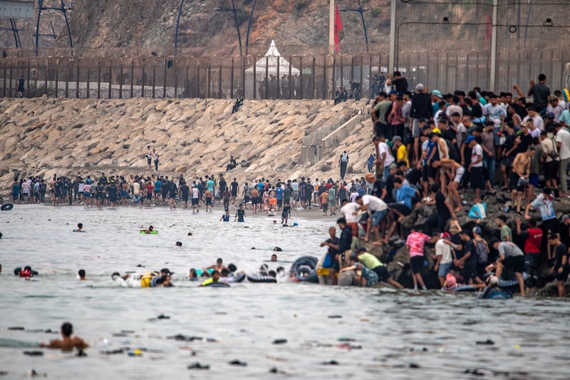 Spanish PM calls for urgent EU meeting after ‘selfish’ responses to Ceuta crisis