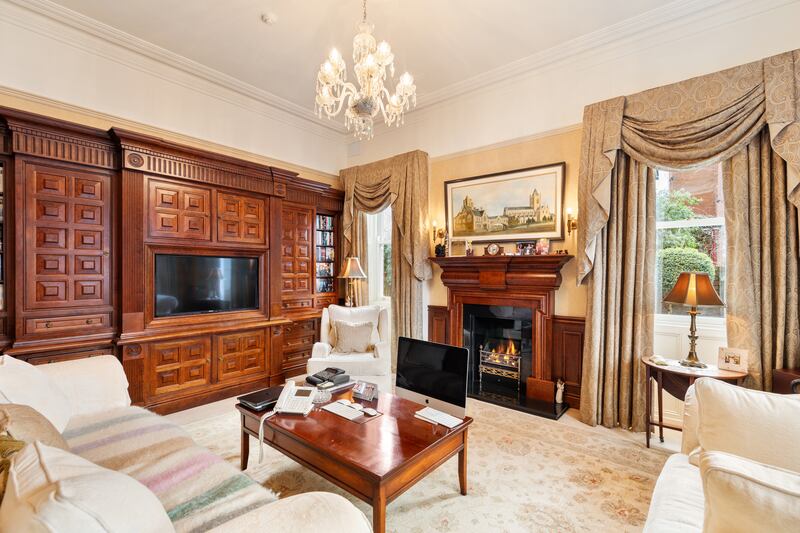Reception room/study
