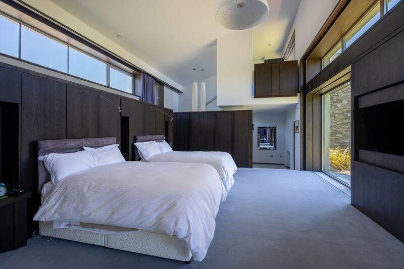Bedroom suite