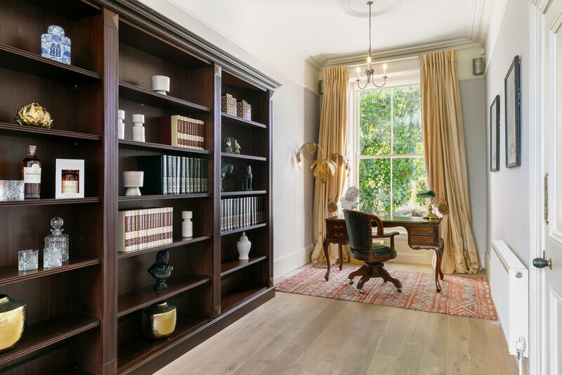 Study/livingroom