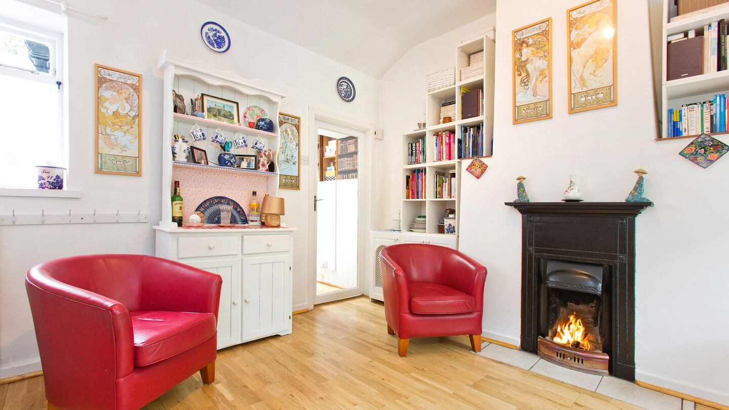 Cottage in Ranelagh for €220k. Wha? The Irish Times
