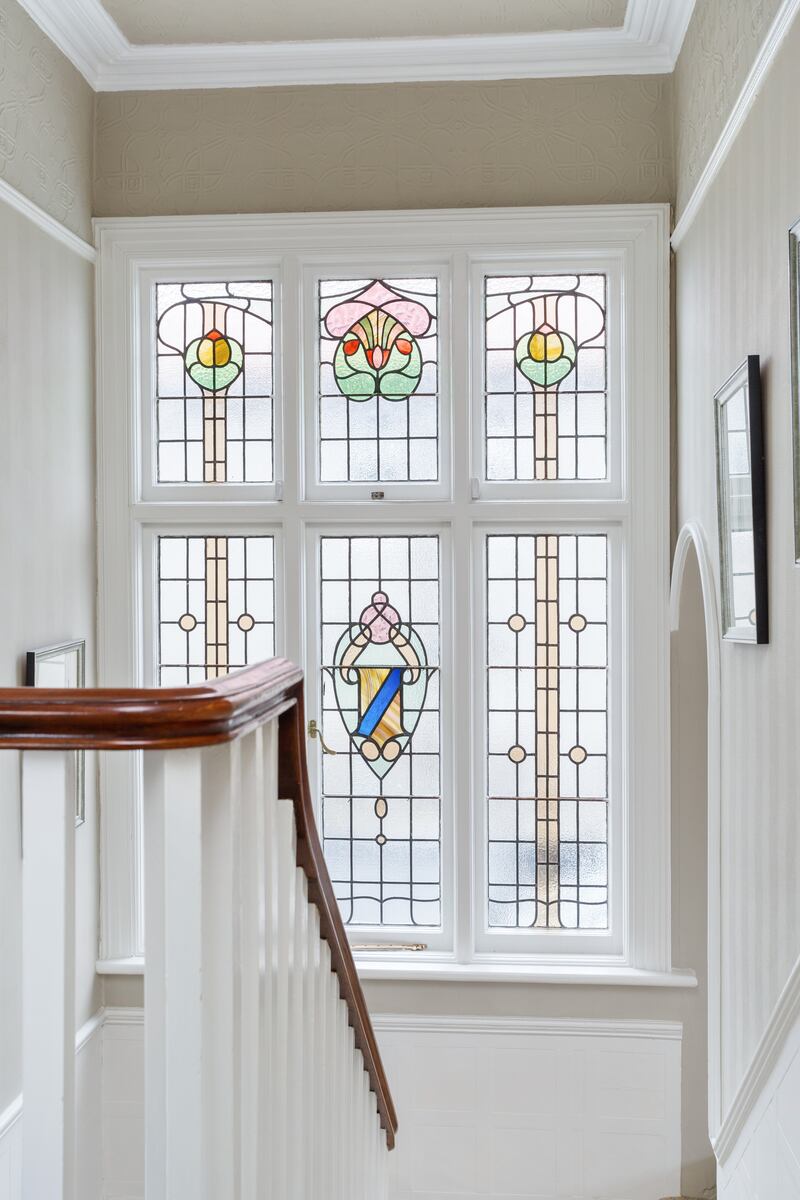 Landing window