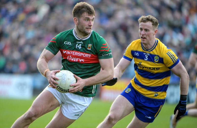 Aidan O'Shea of Mayo and Eoin McCormack of Roscommon. Photograph: Andrew Paton/Inpho