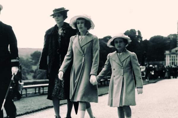 Murdoch begins: The story of Rupert Murdoch’s father, Keith – The Irish