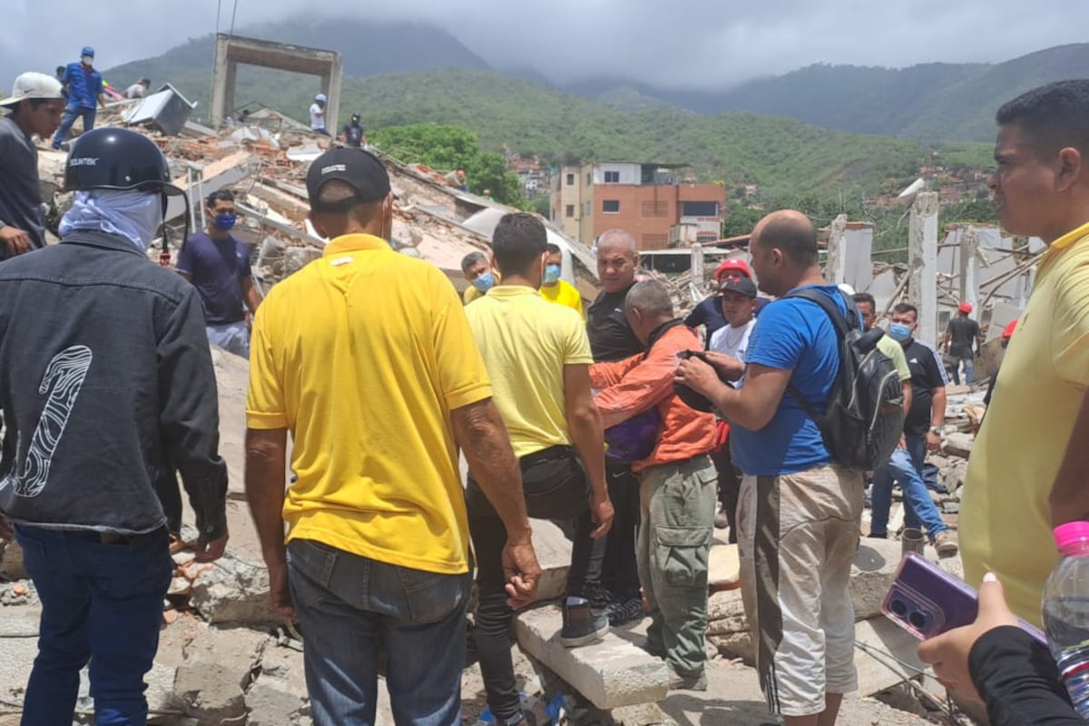 ‘He’s under the slabs!’ Venezuela clings to hope in wake of devastating earthquakes