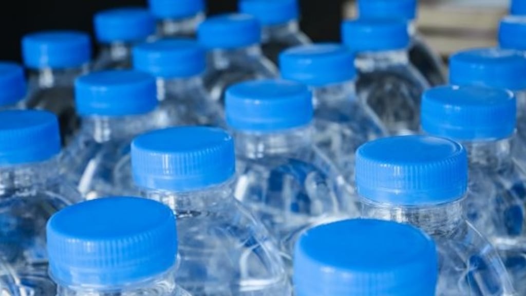 A number of types of bottled water from Aldi, Lidl, Dunnes Stores, Londis and Spar chains have been recalled over higher than normal levels of arsenic.
