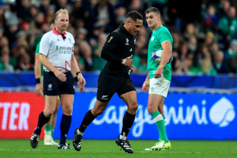The influential Aaron Smith leaves the field after receiving a yellow card. Photograph: Dan Sheridan/Inpho 