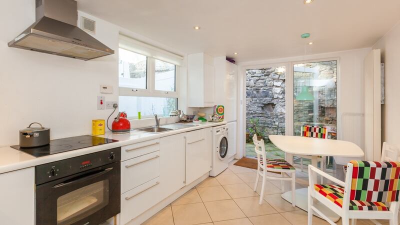 The kitchen of number  6 Langrishe Place Summerhill, Dublin 1.