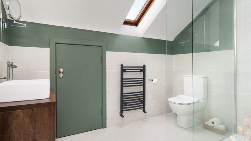 En suite bathroom