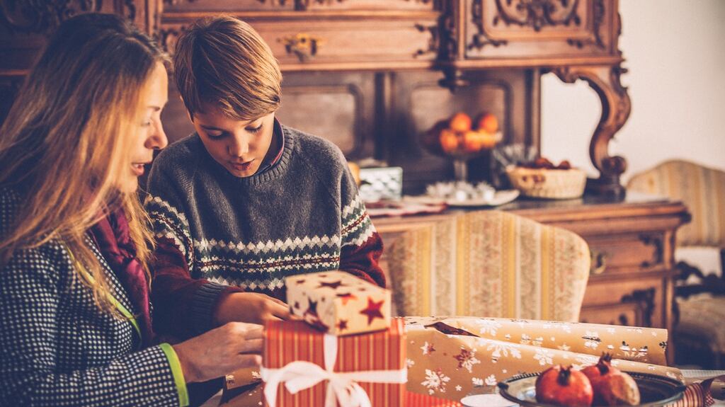 Left it too late to post a present to your sister in Australia? Don’t panic; for a higher charge, An Post’s international courier service  can send post wherever you like if it is with them by December 16th.