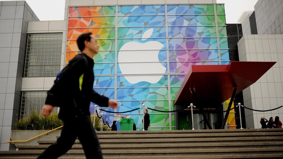 Apple facing US legal challenge over privacy changes