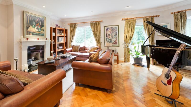 The sitting room.