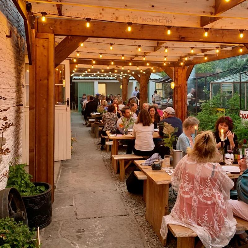 Outdoor dining at Pot Duggans