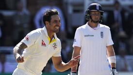 Australia embarrass  England  to level The Ashes 1-1