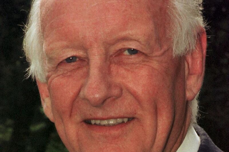 Frank Bough obituary: Unruffled broadcaster combined geniality with professionalism