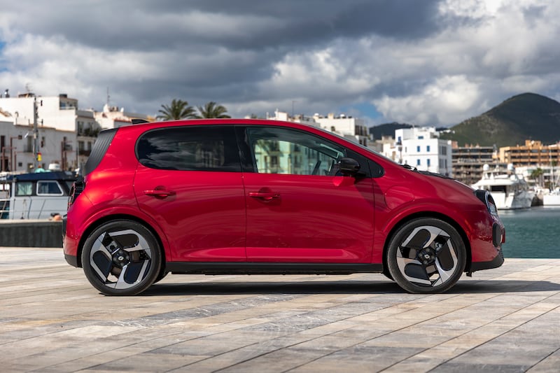 New Renault Twingo EV