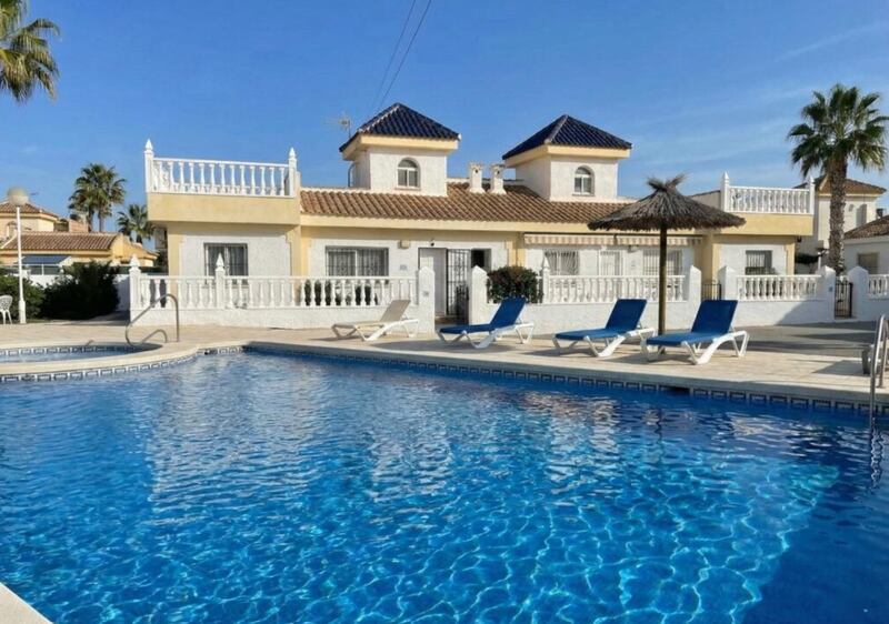 Spain: A townhouse in Alicante