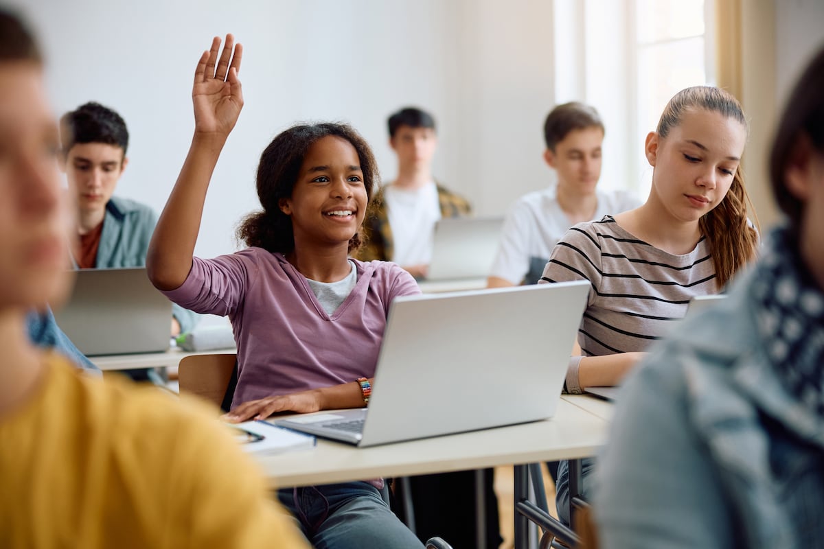 Spending on digital devices for secondary school pupils now as much as €850, survey finds