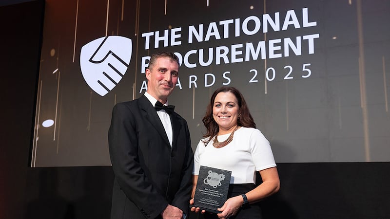 Fran Kehoe, awards judge, presents the best procurement collaboration project of the year - commercial & consumer award to Janet Miley, Compass Group Ireland .
