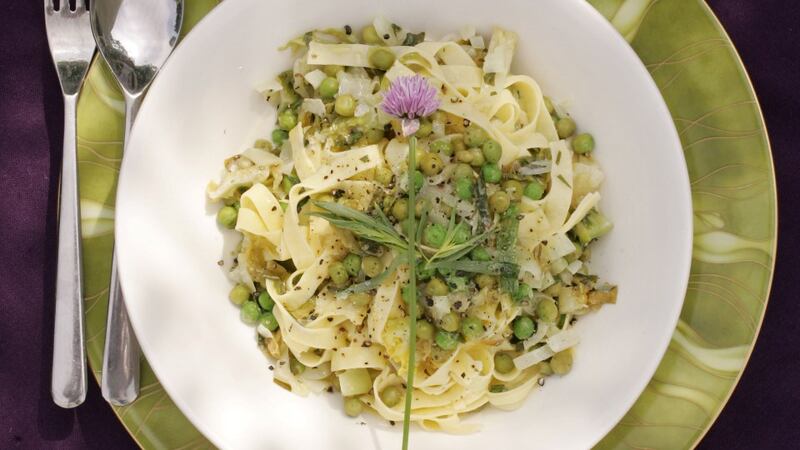 Pea and lettuce tagliatelle