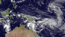 Powerful cyclone hits Pacific Vanuatu archipelago