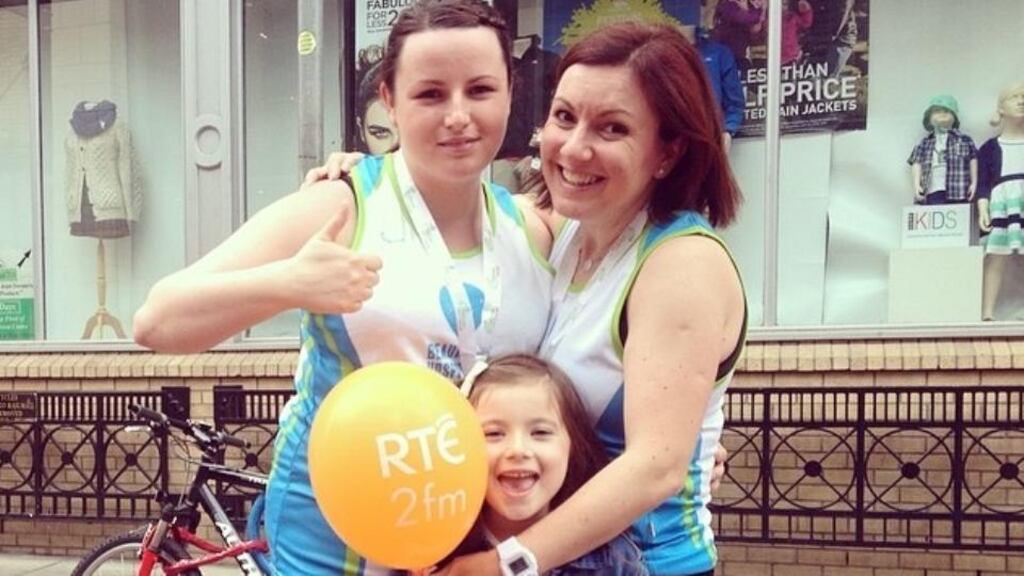 Laura Hewitt, her daughter Ava Smith, and Eimear Ford at the Flora Women’s Mini Marathon on June 2nd.