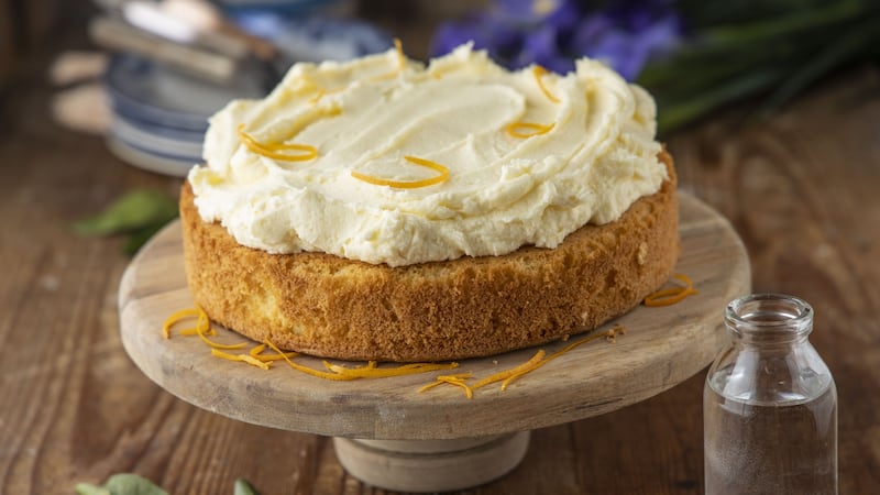 Vanilla and orange blossom cake