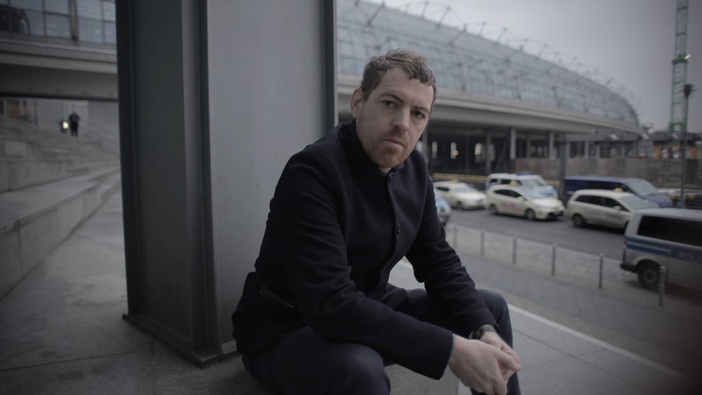 Adrian Duncan, the author of Midfield Dynamo, explains how he has organised the stories in the 1-4-4-2 team formation.