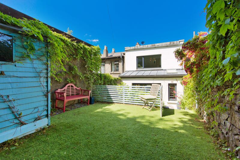 Garden lawn
