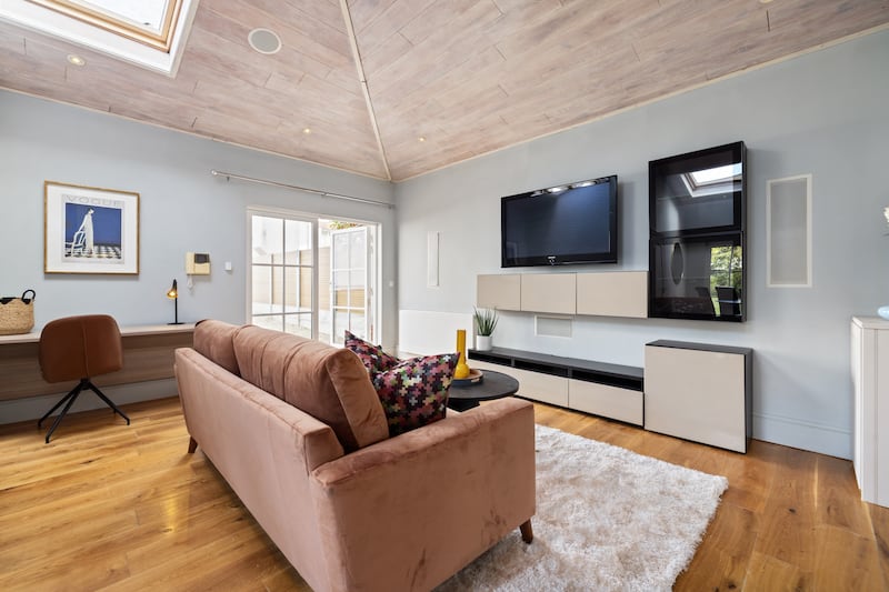 Livingroom in the 'adapted garage'