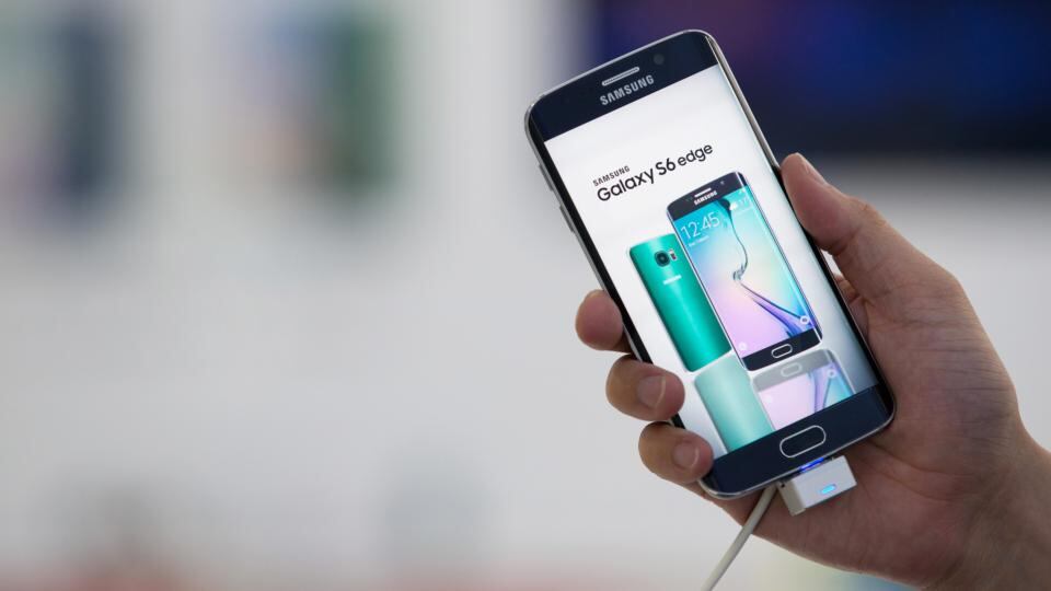 Samsung profit falls for seventh consecutive quarter