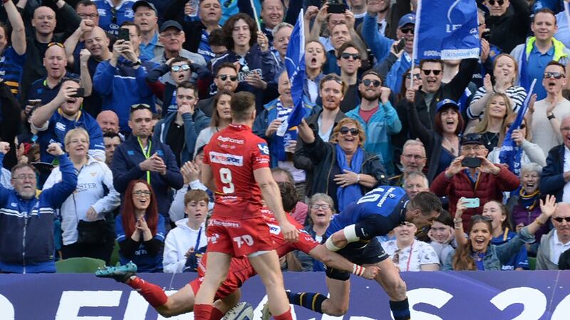 Johnny Sexton scores a try against Scarlets. His   performance was another reminder that when it comes to semi-finals, experience counts. Photograph: Barry Cronin/AFP