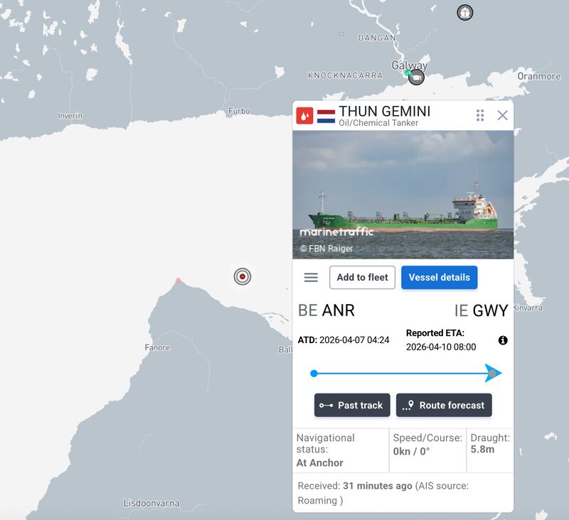 The oil tanker 'Thun Gemini' anchored off the coast of Co Galway. Image: marinetraffic.com