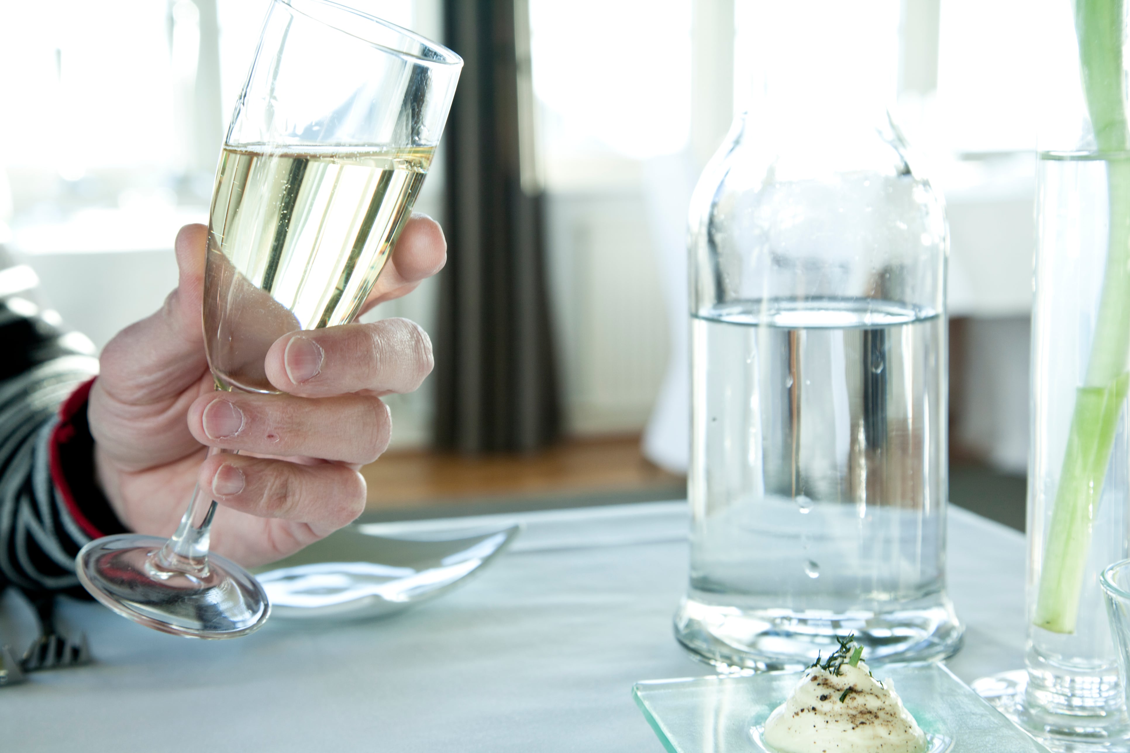 Irish households quaffed nearly a million bottles of prosecco last Christmas