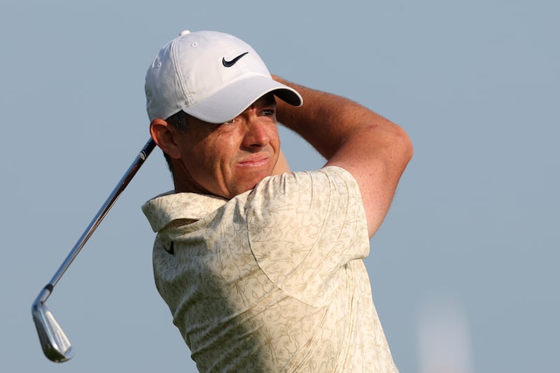 Rory McIlroy hits a tee shot on the 10th hole during the first round of the 125th US OPEN at Oakmont Country Club. Photo: Andy Lyons/Getty Images
