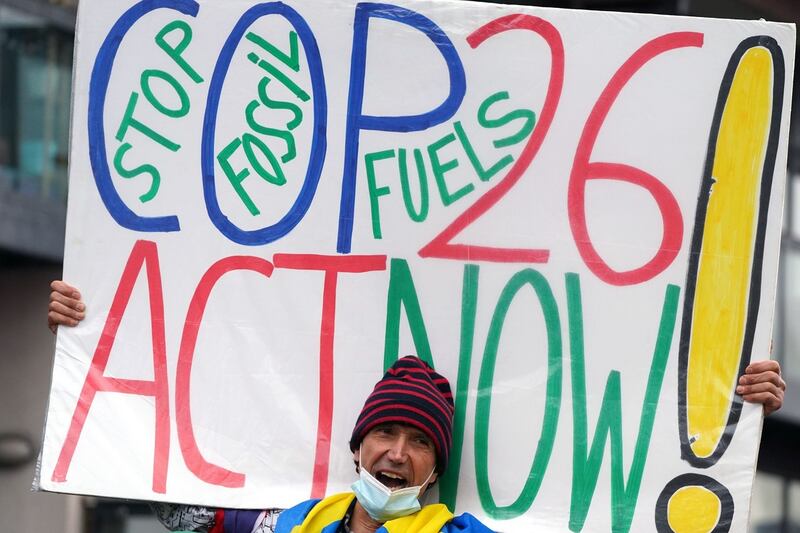 Cop26: Third draft deal published as negotiators close in on agreement