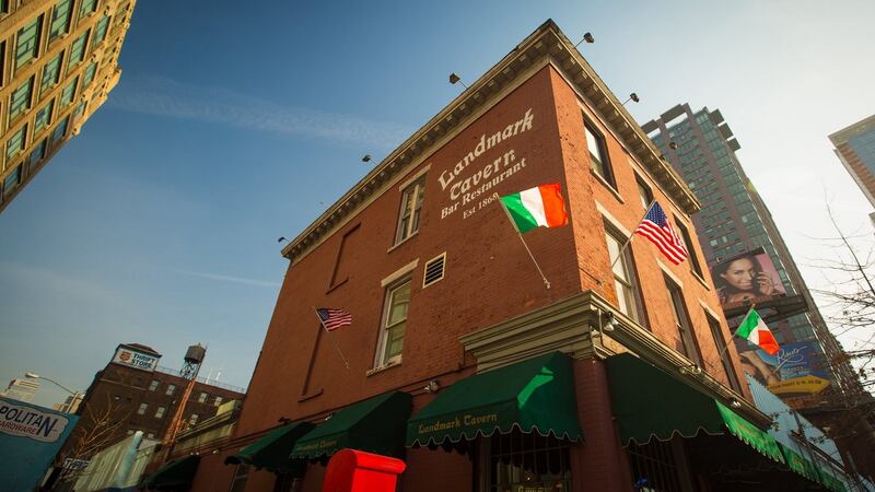 LANDMARKTAVERN