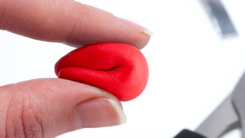 Sugru