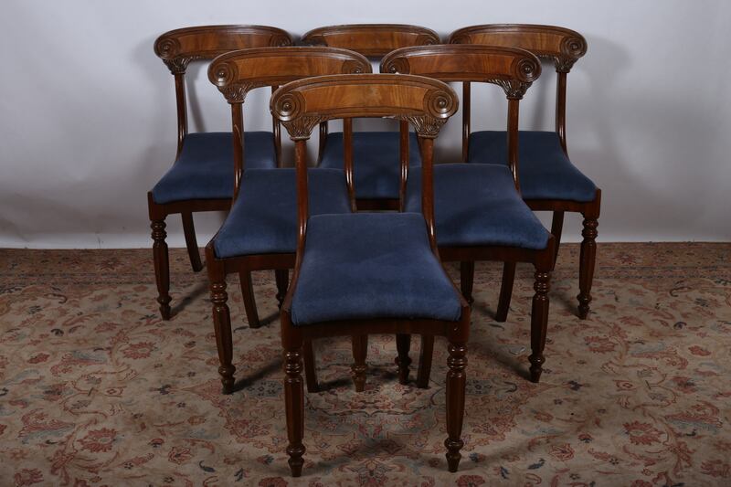 Set of six Regency mahogany dining chairs €100-€200. 