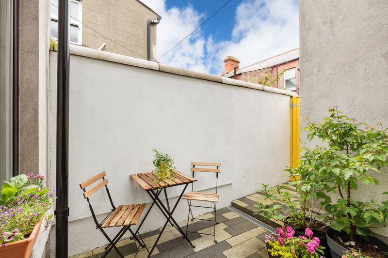 Rear courtyard