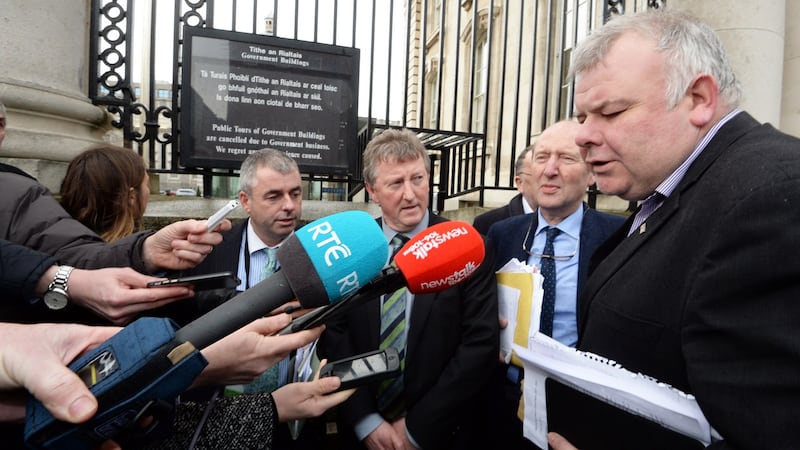 Noel Whelan: Fine Gael and Fianna Fáil coalition only viable option