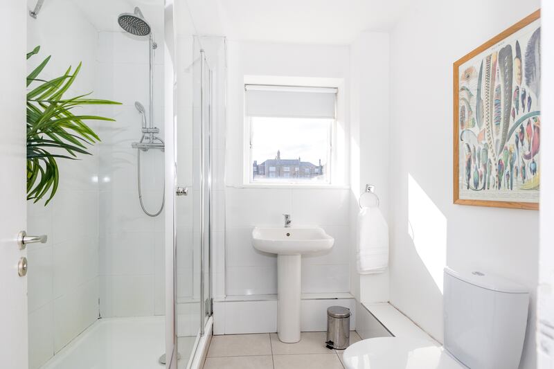 En suite bathroom