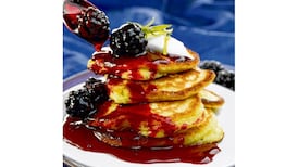 Apple and yoghurt pancakes blackberry and honey