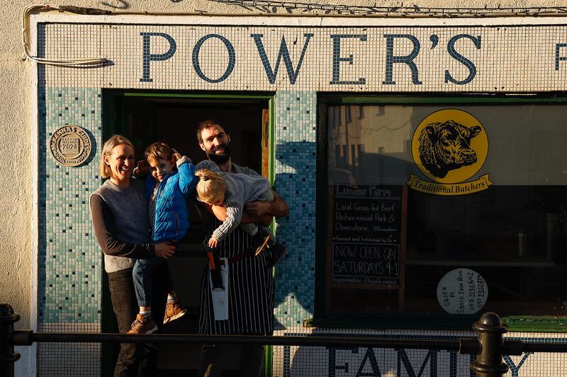 Lúnasa Farm sells directly from its own farm shop, located in the heart of the town of Clarecastle in a 100-year-old butcher shop