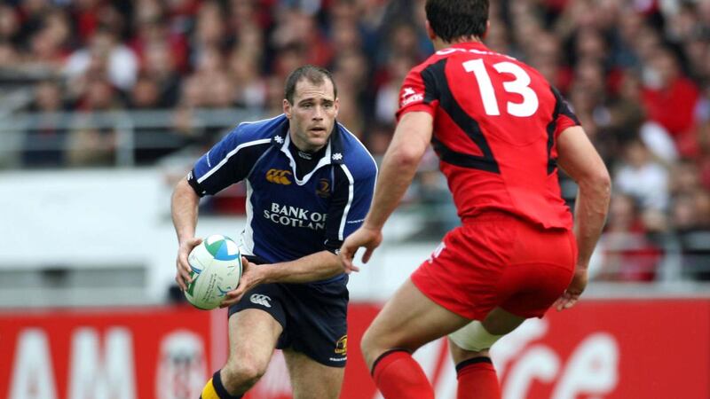 Felipe Contepomi runs at the Toulouse defence during the 2006  quarter-final at Le Stadium. Photograph: Billy Stickland/Inpho