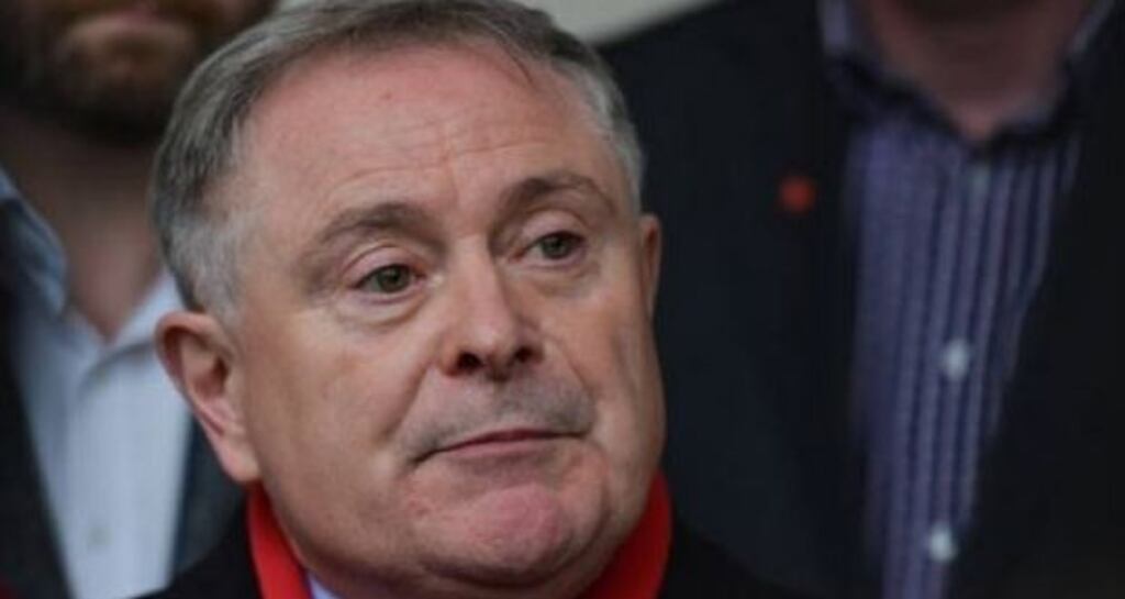Labour leader Brendan Howlin asked the Taoiseach if he would consult parties other than Fianna Fáil about a date for the general election.