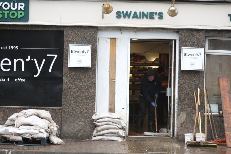 30/01/2026 The cleanup from Storm Chandra continues in Enniscorthy Co Wexford today.The River Slaney bursts its banks in Enniscorthy on Tuesday causing severe flooding in the Co Wexford town.
Pic Stephen Collins/Collins Photos 